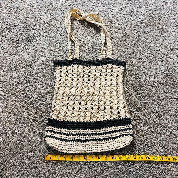 Straw Black Neutral Tote Beach Bag - Picture 3 of 4